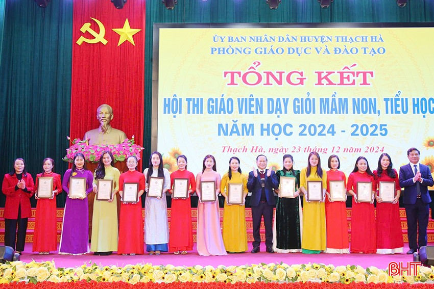 ... đạt thành tích xuất sắc trong hội thi.