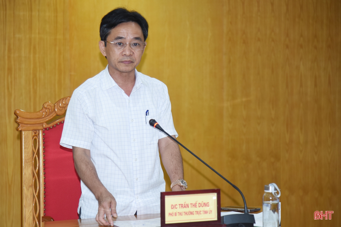 Tổ chức chương trình nghệ thuật tại Lễ kỷ niệm 65 năm Ngày Bác Hồ về thăm Hà Tĩnh trang trọng, lắng đọng