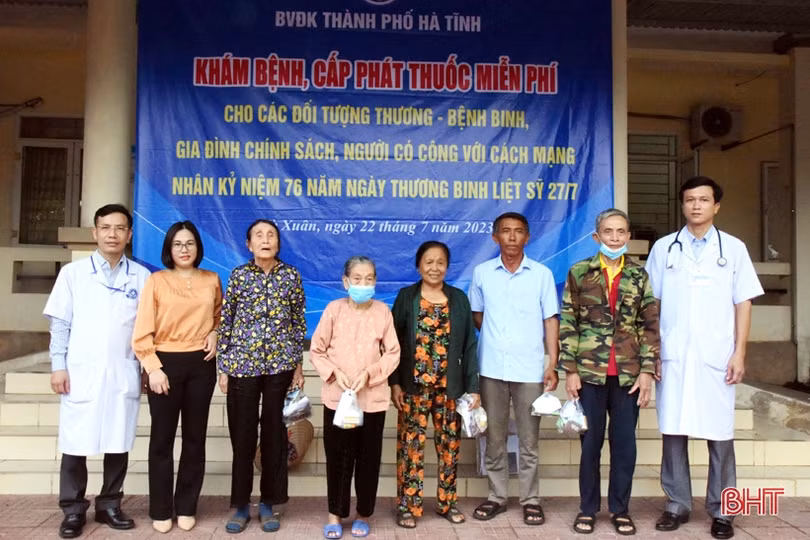 Khám, cấp phát thuốc miễn phí cho các trường hợp chính sách