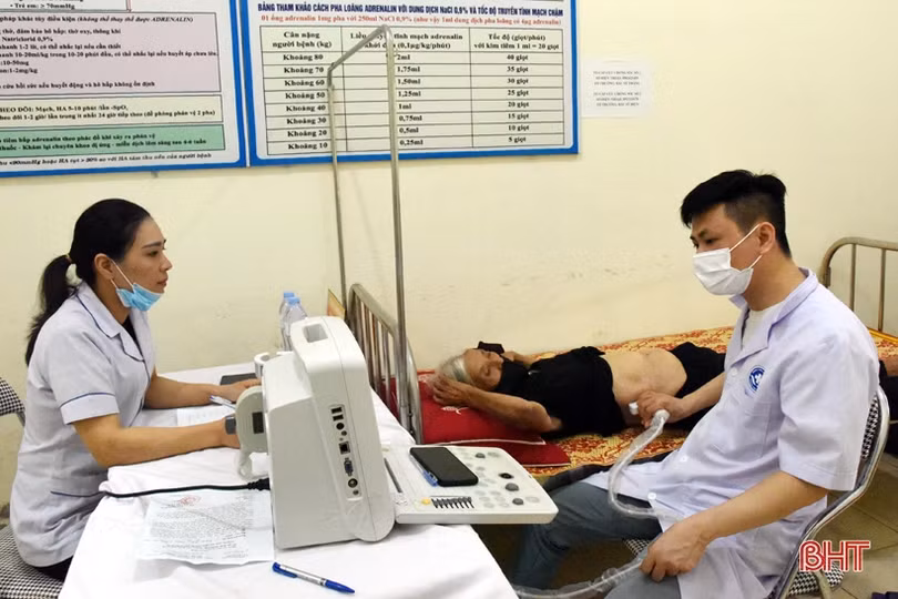 Khám, cấp phát thuốc miễn phí cho các trường hợp chính sách