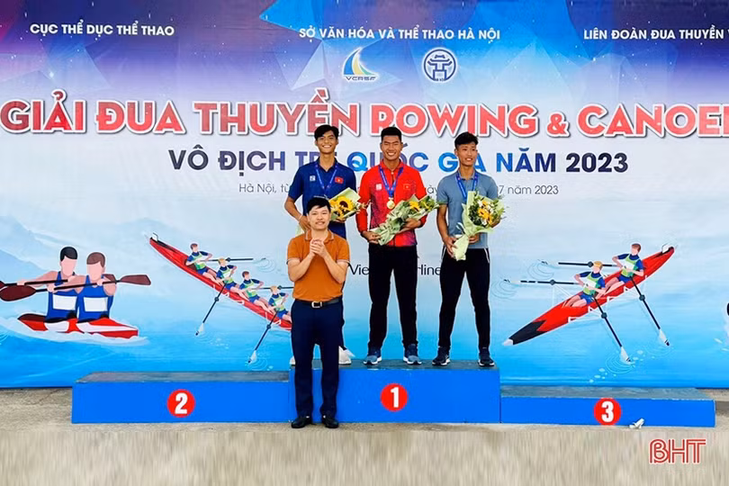 Hà Tĩnh xếp thứ 3 Giải Đua thuyền rowing, canoeing trẻ quốc gia