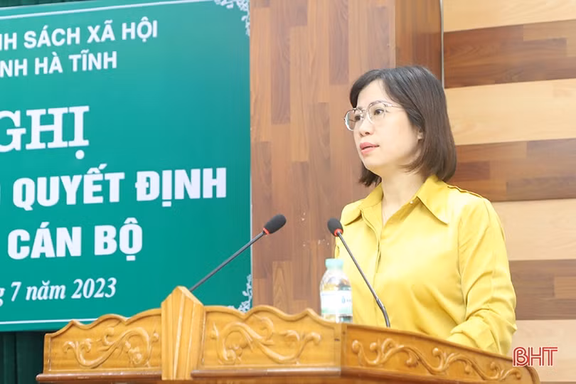 Công bố quyết định bổ nhiệm Phó Giám đốc Chi nhánh Ngân hàng CSXH Hà Tĩnh
