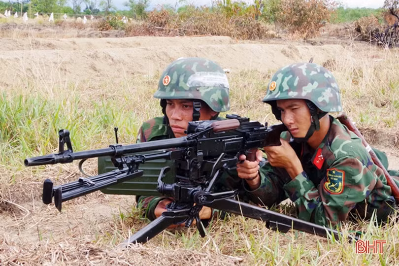 Các đơn vị chủ lực “vượt nắng, thắng mưa, say sưa luyện tập”