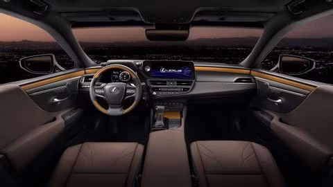 Lexus ES và GX phiên bản 2022 ra mắt tại Việt Nam