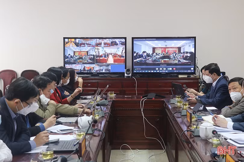Cử tri Hà Tĩnh kiến nghị cơ chế đặc thù để xây dựng nông thôn mới, đô thị văn minh và thu hút đầu tư