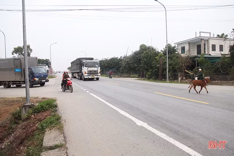 Cần sớm xử lý “điểm đen” giao thông ở nút giao trên tuyến tránh TP Hà Tĩnh