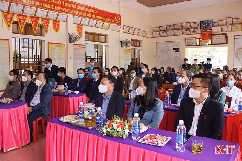 Khai trương nhà văn hóa cộng đồng - ngôi nhà trí tuệ tại TP Hà Tĩnh và Lộc Hà
