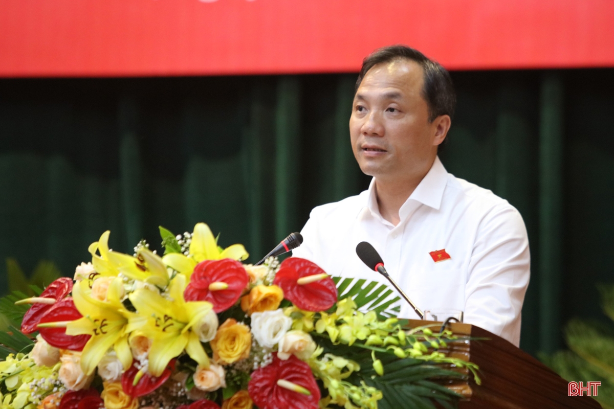 Kỳ họp thứ 14, HĐND tỉnh Hà Tĩnh: Sôi nổi thảo luận, thẳng thắn chất vấn