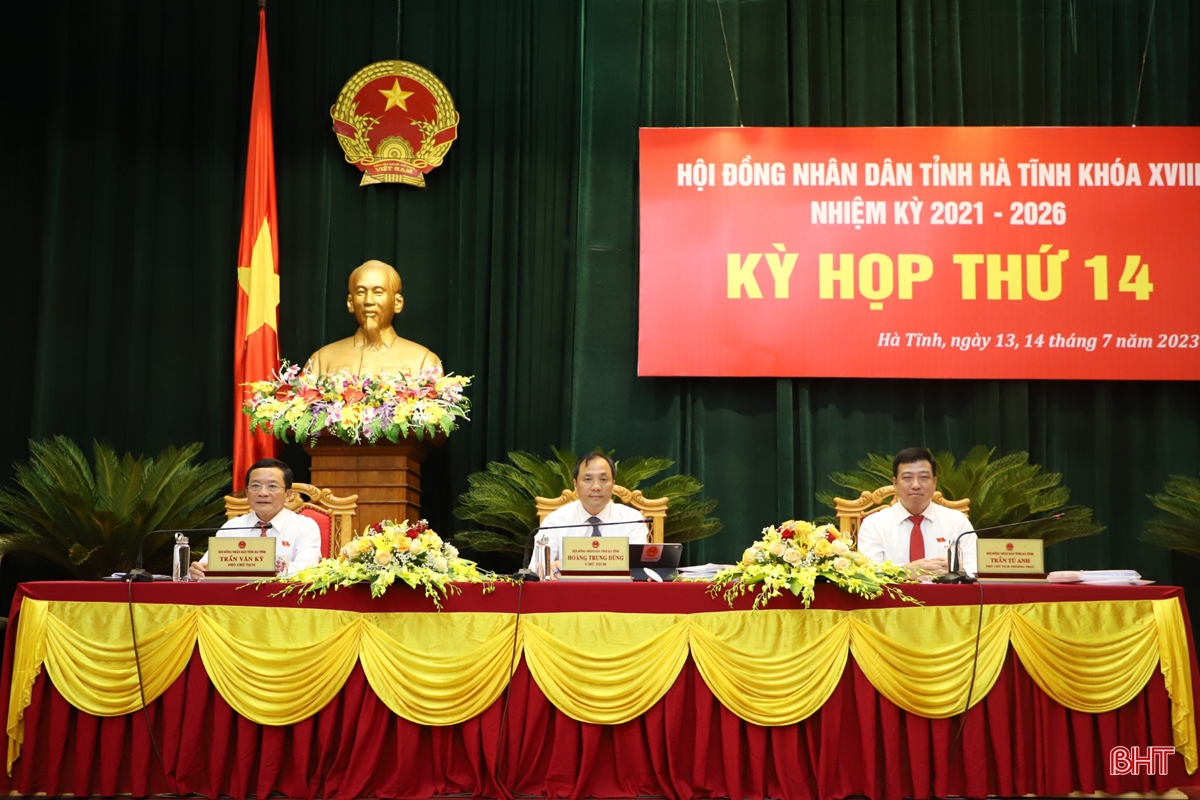 Buổi đầu Kỳ họp thứ 14 HĐND tỉnh: Hoàn thành nghe các báo cáo, tờ trình quan trọng