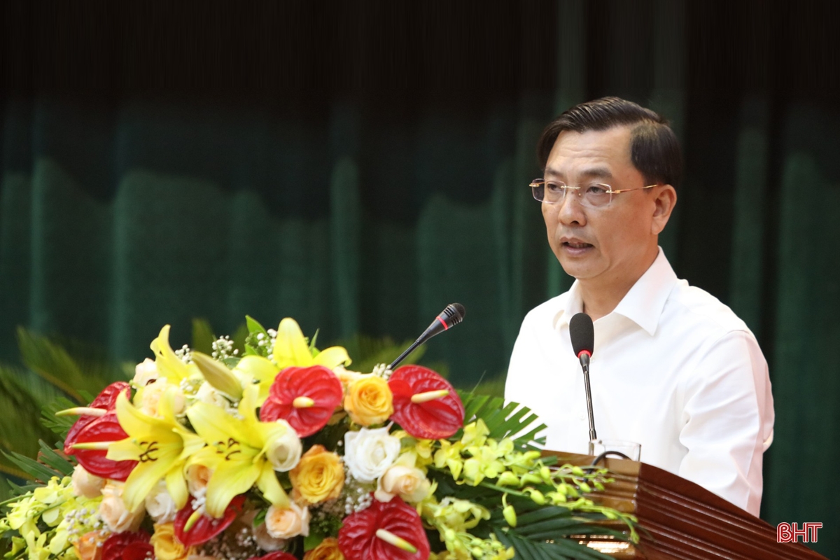 Buổi đầu Kỳ họp thứ 14 HĐND tỉnh: Hoàn thành nghe các báo cáo, tờ trình quan trọng