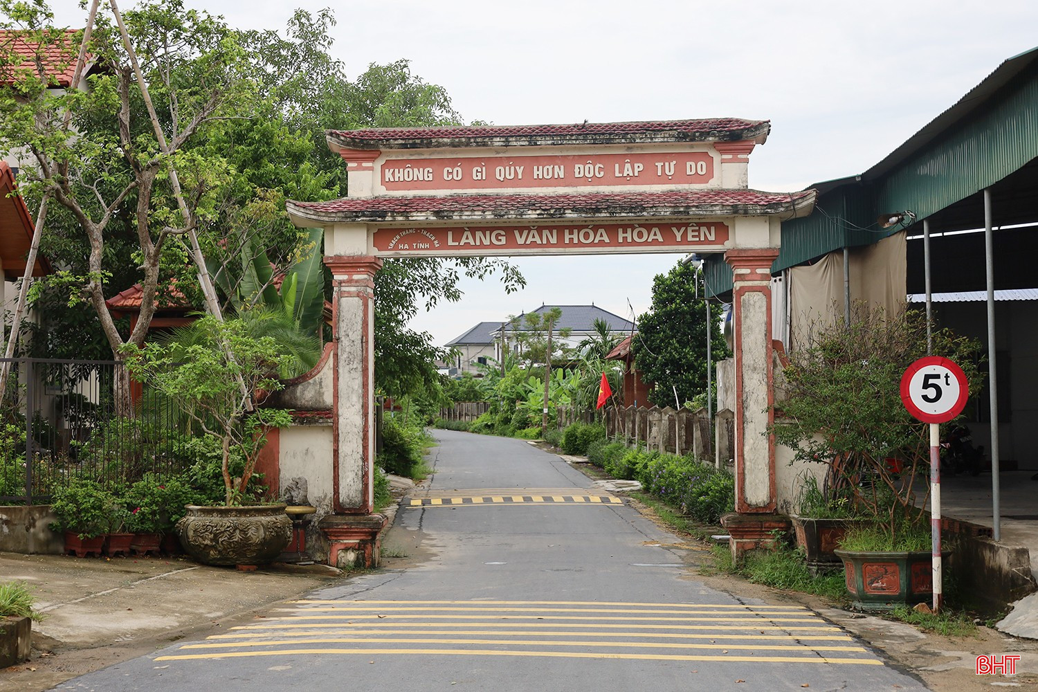 bqbht_br_cong-lang6.jpg
