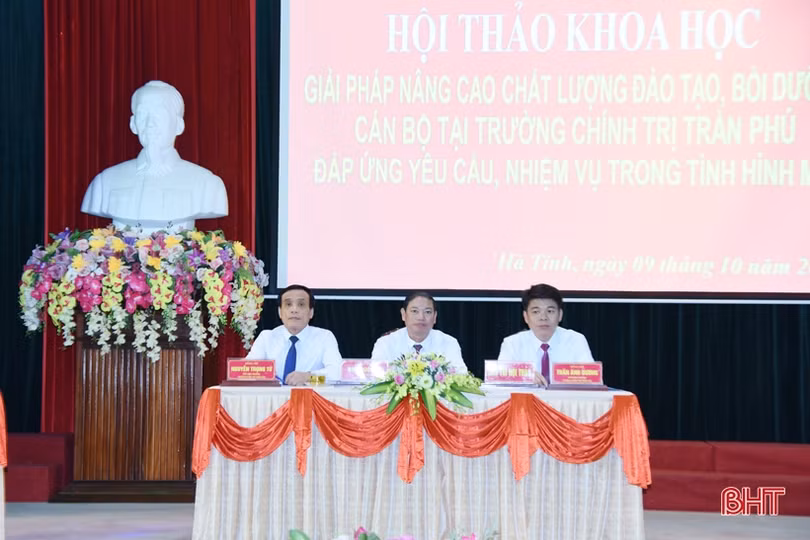 Bàn giải pháp nâng cao chất lượng đào tạo, bồi dưỡng cán bộ tại Trường Chính trị Trần Phú