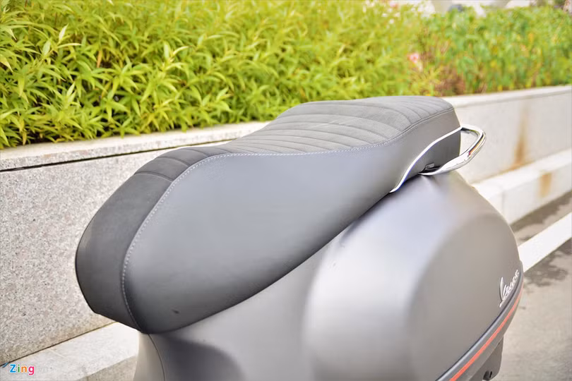 Chi tiết Vespa GTS Super 150 thế hệ mới - thêm công nghệ, giữ giá bán