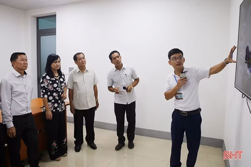 Đoàn đại biểu HĐND tỉnh Bôlykhămxay nhiều hoạt động ý nghĩa tại Hà Tĩnh