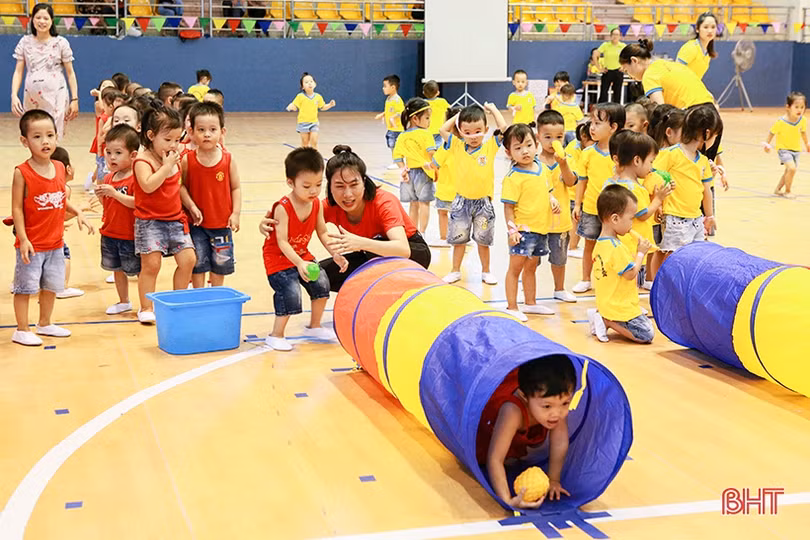 700 học sinh Mầm non Trí Đức vui mùa hè sôi động