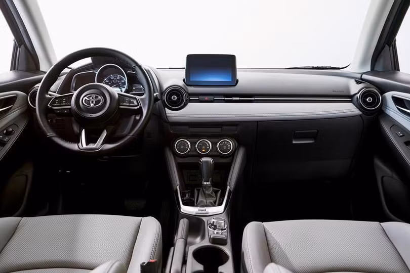 Toyota Yaris 2020 có giá rẻ bất ngờ