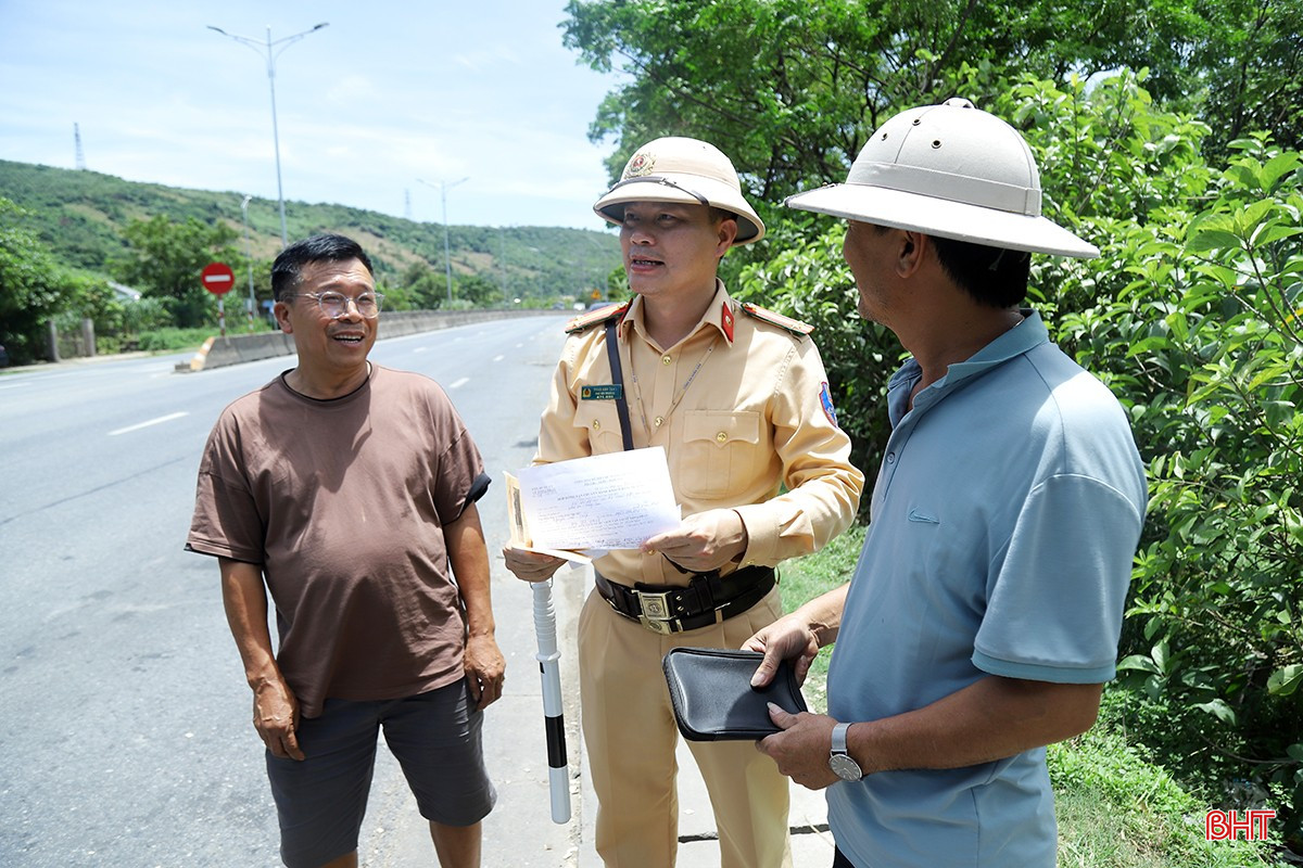 bqbht_br_csgt-tong-kiem-tra-phuong-tien-05.jpg