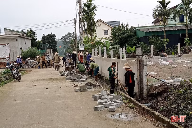 Các địa phương ở Thạch Hà ra quân “nâng chất nông thôn mới
