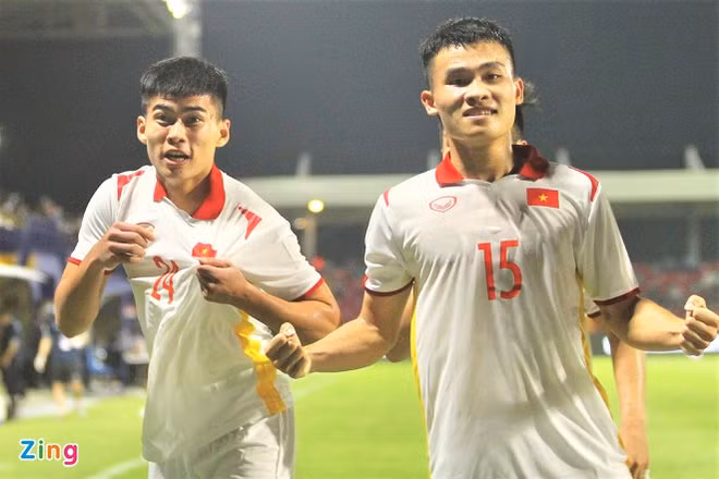 Cầu thủ trẻ Hà Tĩnh ghi bàn, U23 Việt Nam thắng U23 Singapore 7-0