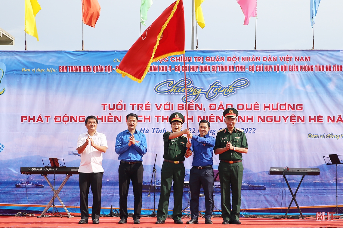 Phát huy sức trẻ xây dựng quê hương, bảo vệ chủ quyền biển, đảo Tổ quốc
