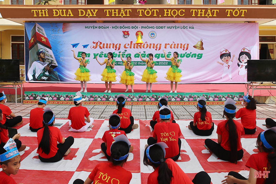 Phát huy sức trẻ xây dựng quê hương, bảo vệ chủ quyền biển, đảo Tổ quốc