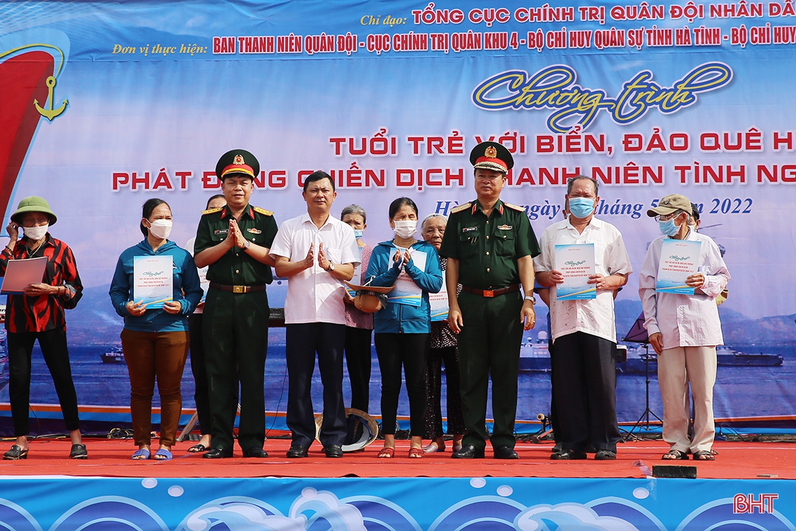 Phát huy sức trẻ xây dựng quê hương, bảo vệ chủ quyền biển, đảo Tổ quốc