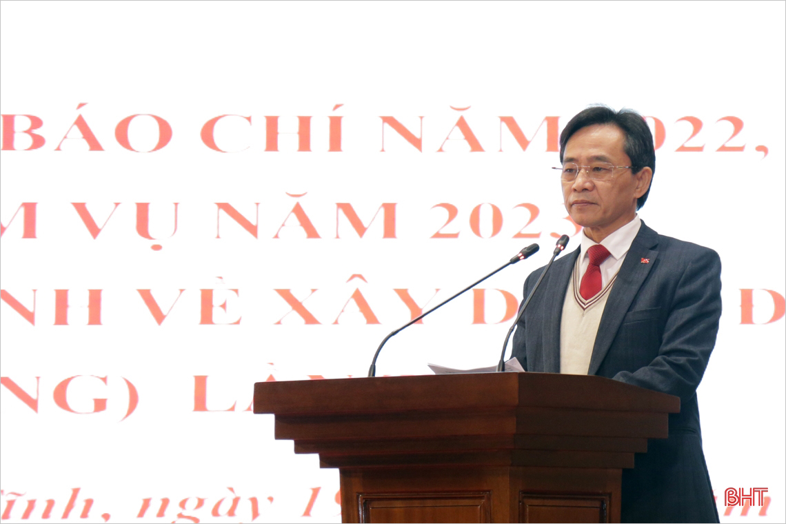 Hà Tĩnh tổng kết hoạt động báo chí, trao Giải Búa liềm vàng cấp tỉnh năm 2022