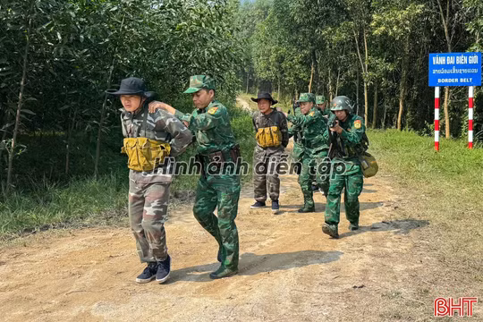 Diễn tập thực binh “Đánh địch xâm nhập, bảo vệ biên giới”
