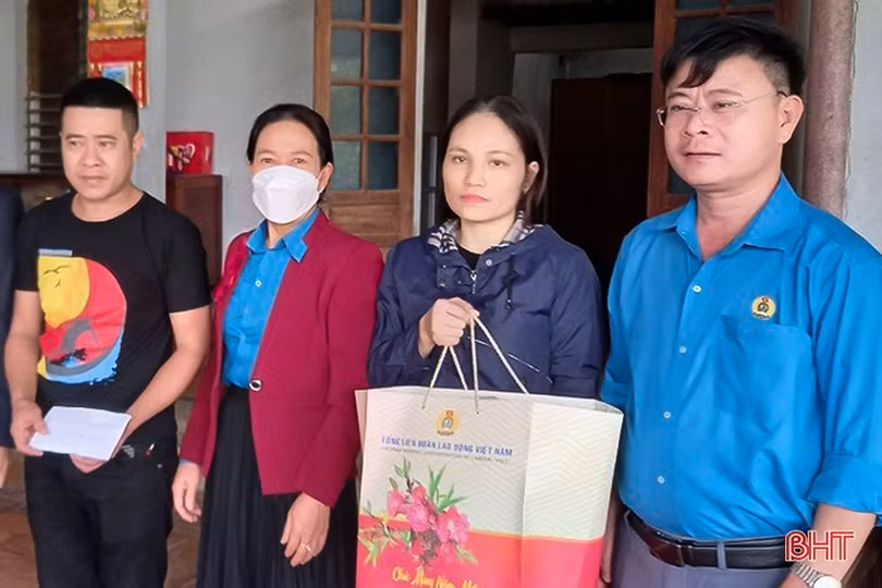 Ban nữ công trong doanh nghiệp Hà Tĩnh tích cực bảo vệ quyền lợi cho lao động nữ