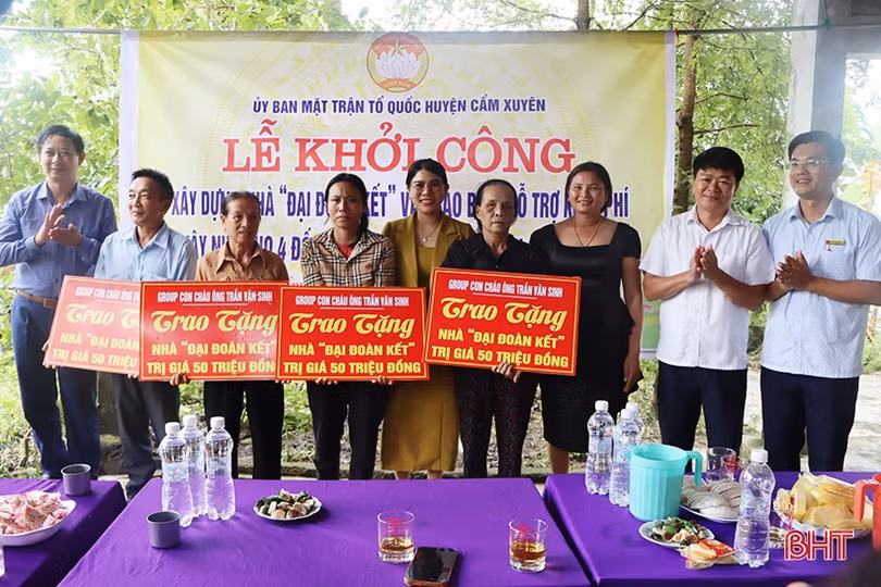 Một người con quê hương hỗ trợ Cẩm Xuyên xây dựng 4 nhà đại đoàn kết