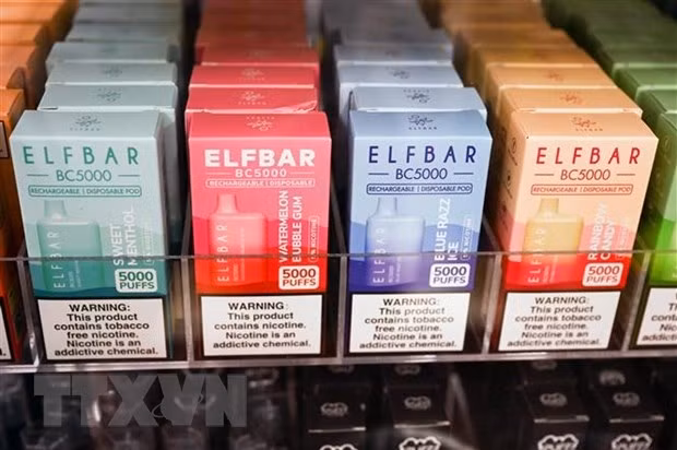Mỹ cảnh báo y tế với hơn 2,5 triệu học sinh hút thuốc lá điện tử