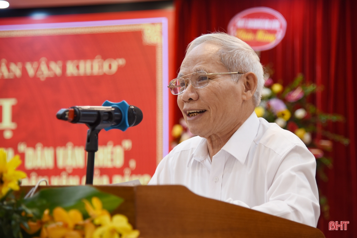 Ban Dân vận Tỉnh ủy Hà Tĩnh đón nhận Huân chương Lao động hạng Nhất
