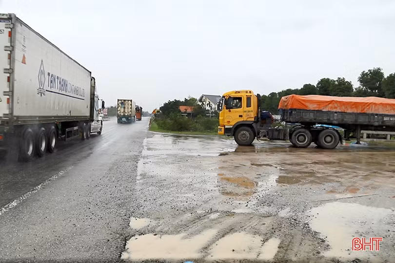 UBND tỉnh Hà Tĩnh chỉ đạo chấn chỉnh, xử lý đấu nối trái phép trên QL 1A