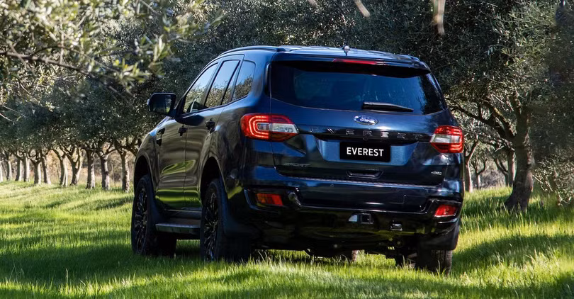 Ford Everest Sport 2020 ra mắt tại Thái Lan