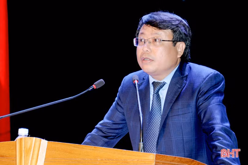 Triển khai sâu rộng các nghị quyết, kết luận của Trung ương và tỉnh đến tận cơ sở đảng Hà Tĩnh