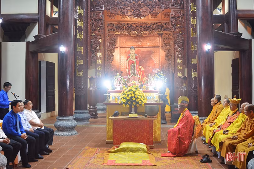Lễ an vị tượng thờ anh hùng liệt sỹ Lý Tự Trọng