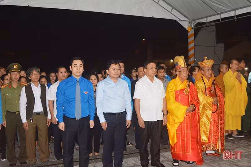 Lễ an vị tượng thờ anh hùng liệt sỹ Lý Tự Trọng