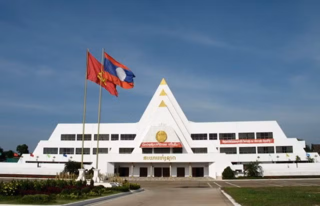 dong tho nha quoc hoi lao qua tang cua dang nha nuoc viet nam