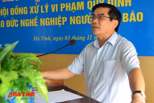 ha tinh ra mat hoi dong xu ly vi pham dao duc nghe nghiep nguoi lam bao