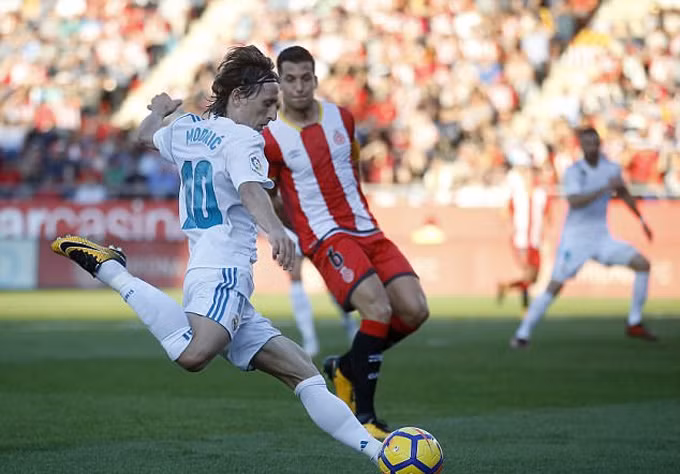 ronaldo tiep tuc tit ngoi real thua soc doi moi len hang