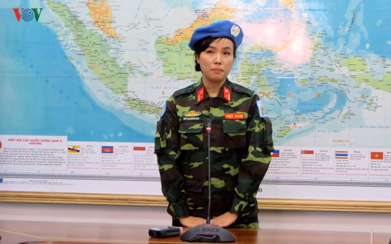 chan dung nu sy quan viet nam dau tien tham gia gin giu hoa binh lhq