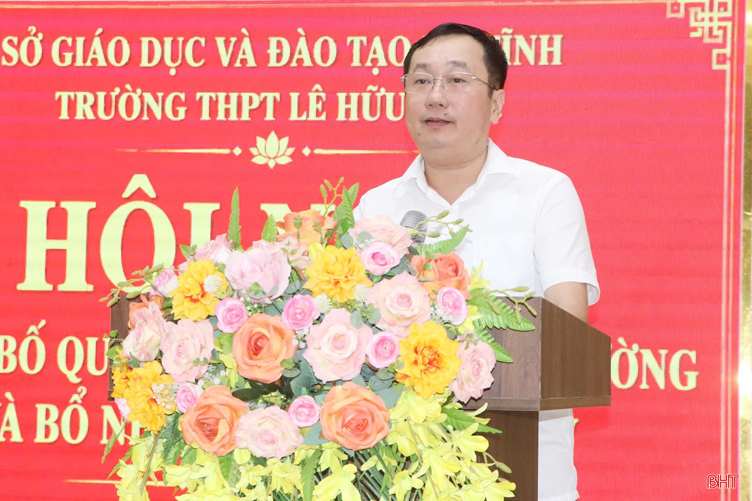 Phó Giám đốc Sở GD&amp;ĐT Nguyễn Ngọc Lê Nam phát biểu tại hội nghị.