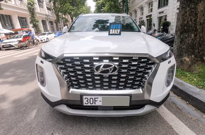Hyundai Palisade giá 2,2 tỷ cạnh tranh Ford Explorer tại Việt Nam