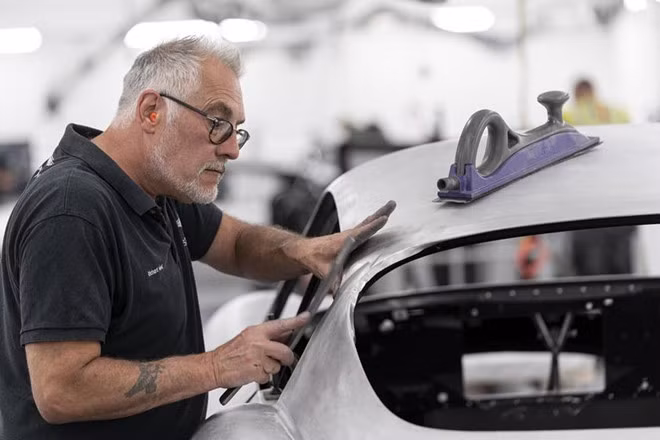 Siêu xe đắt nhất lịch sử Aston Martin bắt đầu được sản xuất