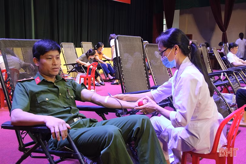 Nghi Xuân tiếp nhận 187 đơn vị máu tình nguyện