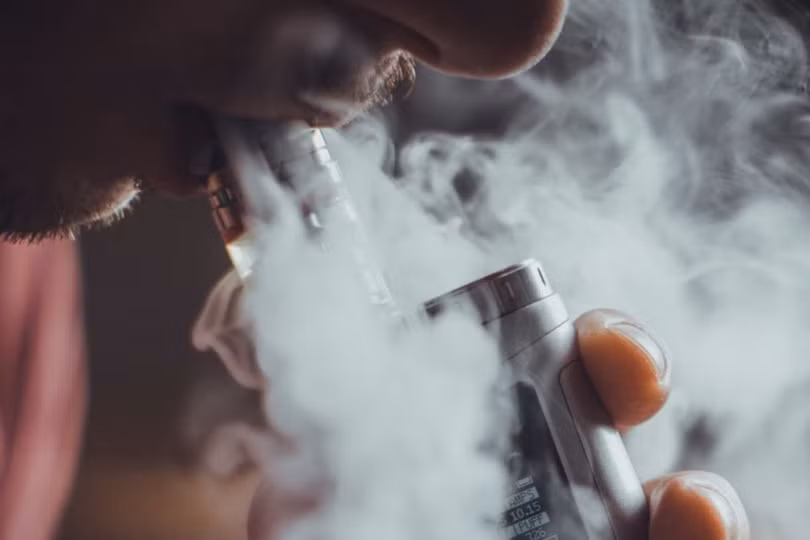 Những hệ lụy đáng sợ từ thuốc lá thế hệ mới