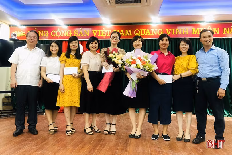 Hà Tĩnh phê duyệt 85 chỉ tiêu biệt phái giáo viên THPT giữa các huyện, thị