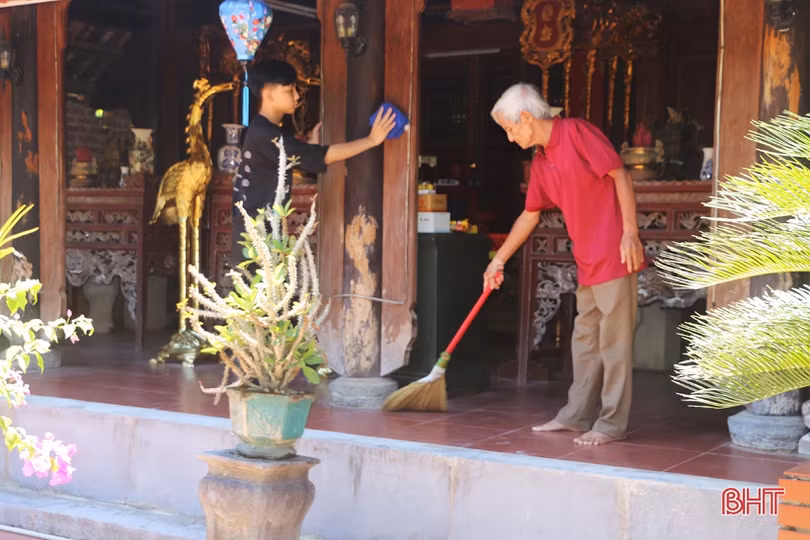 Nhộn nhịp thị trường Rằm tháng bảy ở Hà Tĩnh
