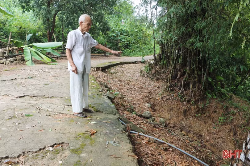 Nhiều điểm sạt lở ở Vũ Quang tiềm ẩn nguy cơ mất an toàn mùa mưa bão