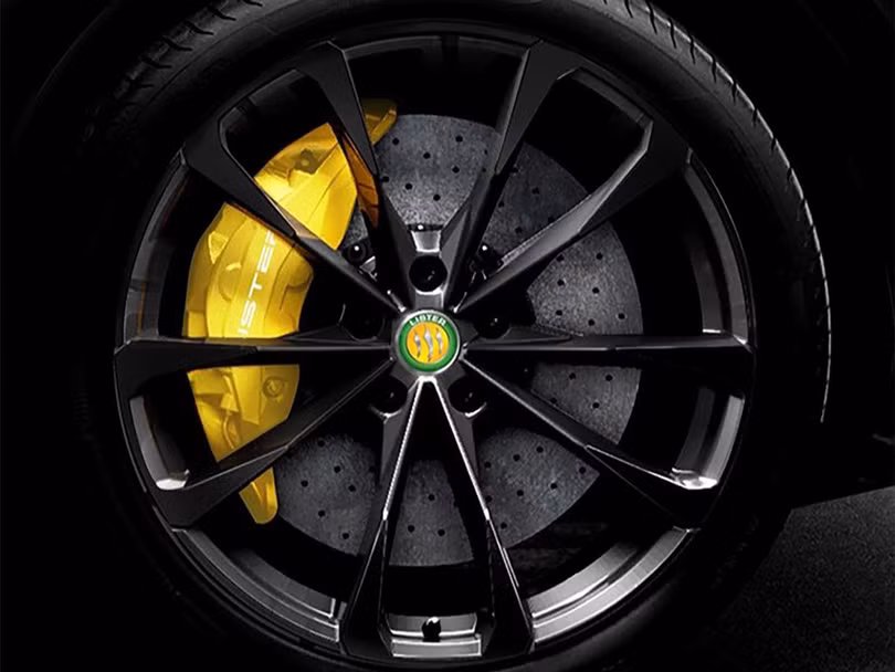 SUV nhanh nhất thế giới ra mắt tại Anh